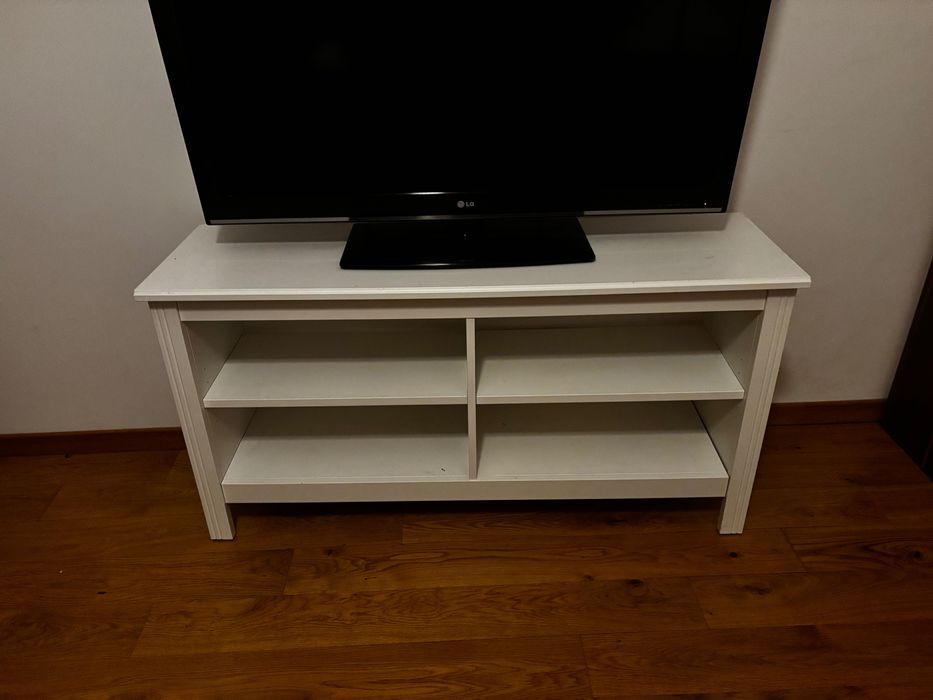 Biała komoda Ikea