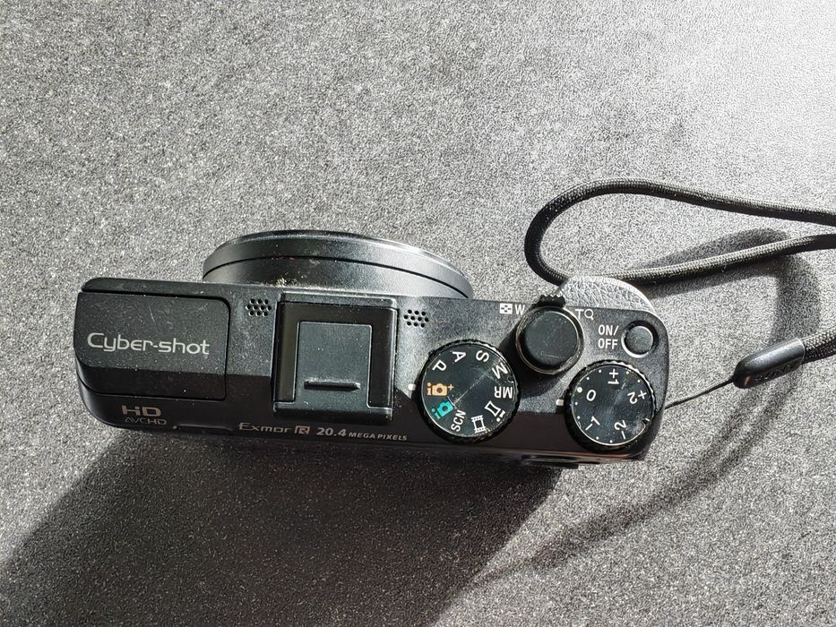 Aparat Sony Cyber Shot DSC HX50, Gratis