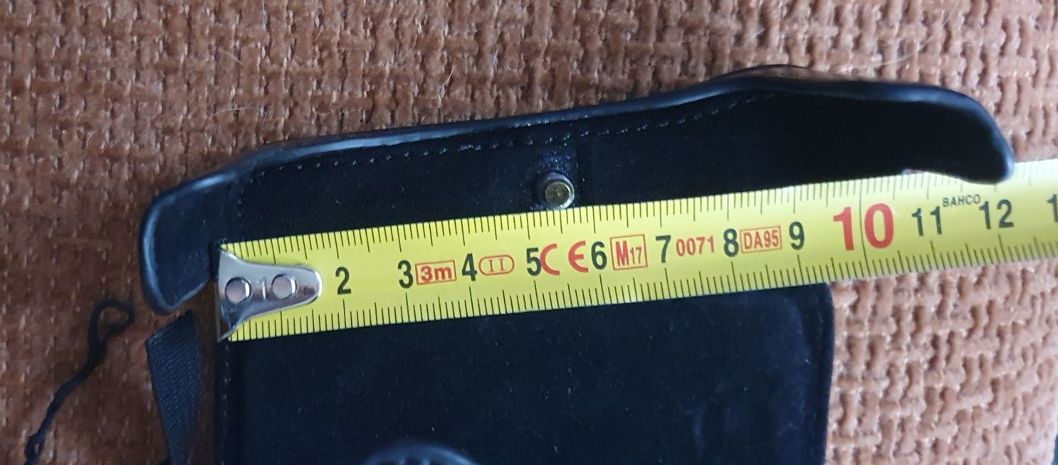 Etui Lumix 15 i inne że sobą po środku okazja