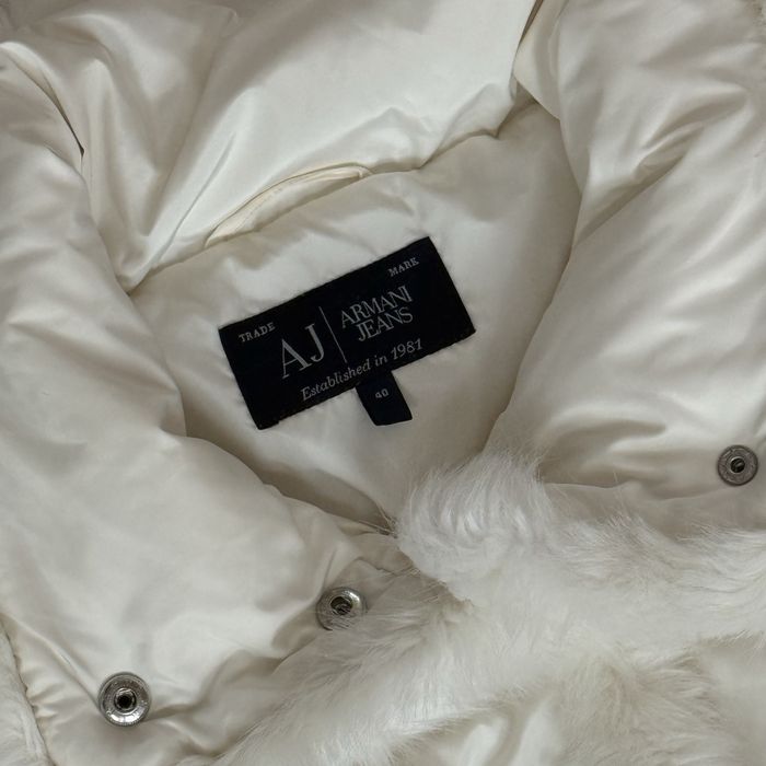 Жіноча куртка пуховик Armani оригінал