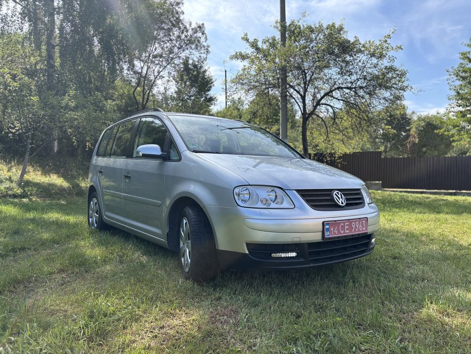 Volkswagen Touran 1,6 МРі 7 місць