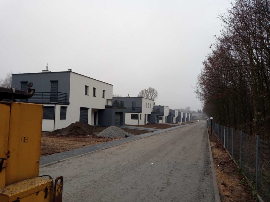 budowa dróg i utwardzanie terenów