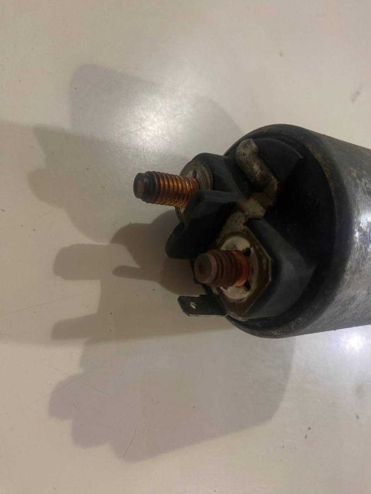 Втягивающее реле стартера