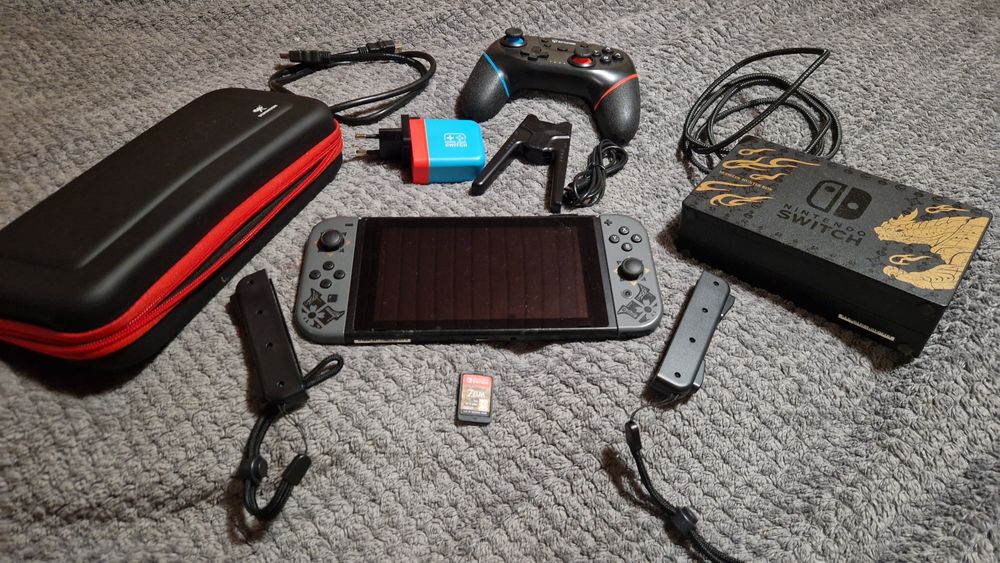 Nintendo Switch plus Zelda i akcesoria