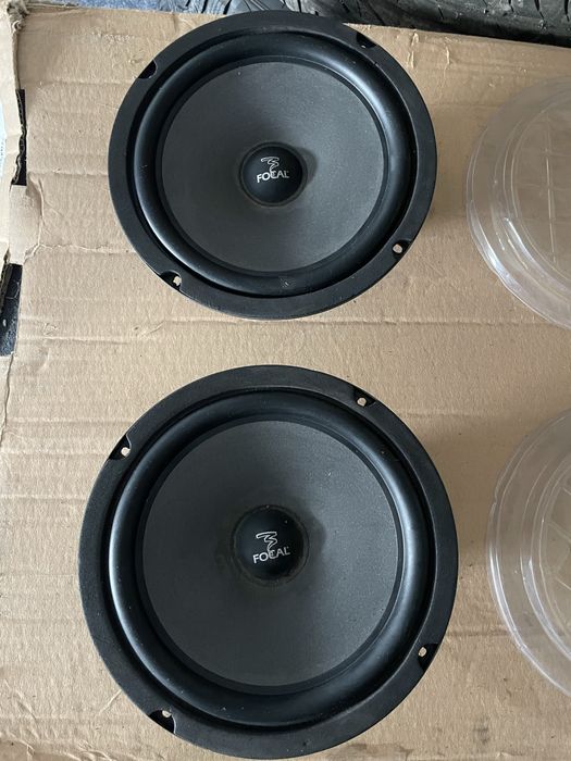 Колонки focal ISS 200