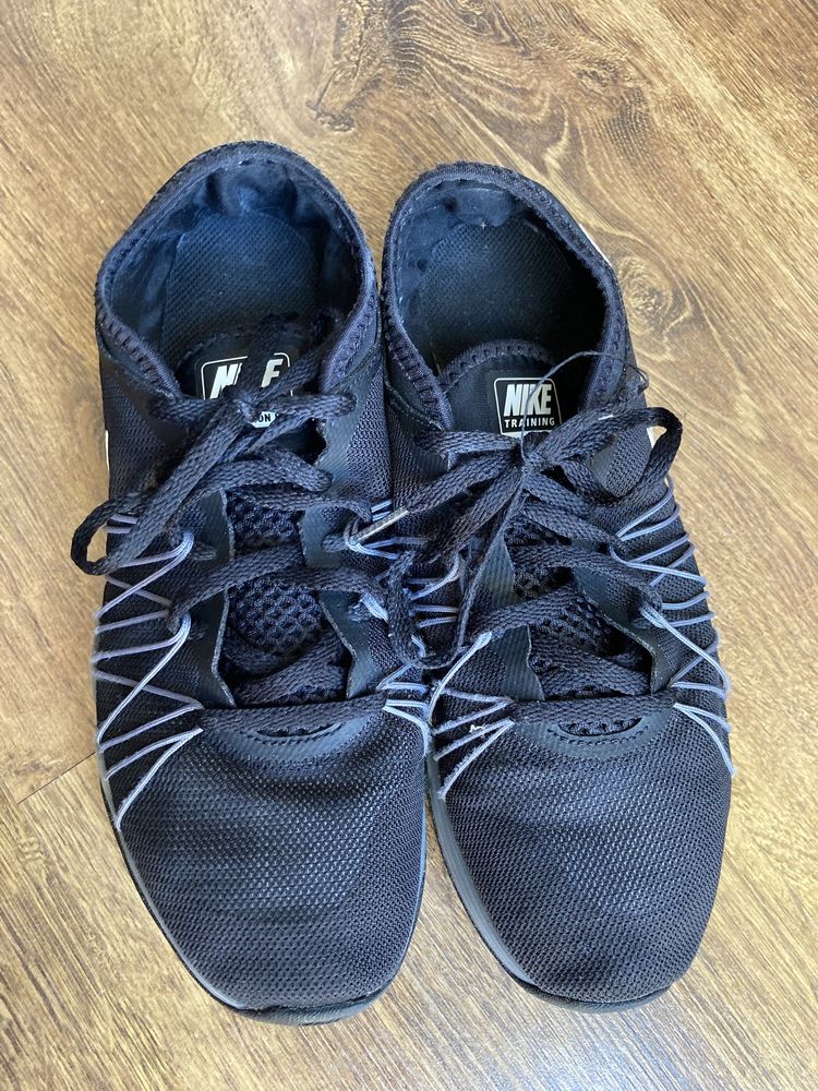 Nike training dual fusion hit rozm. 39