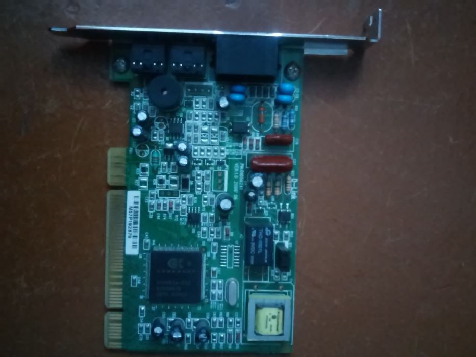 Факс-модем D-Link DFM-5621\SG PCI