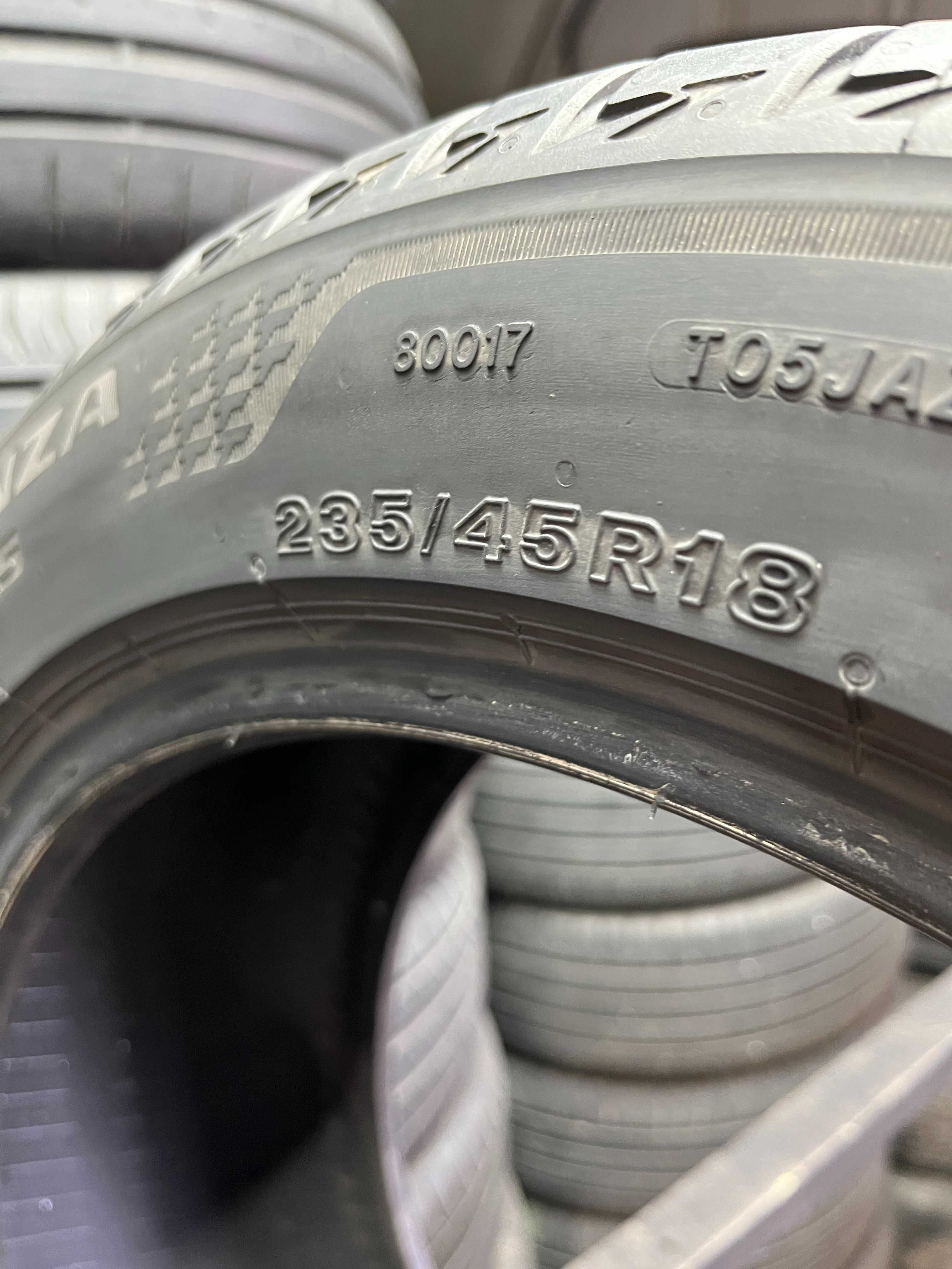 235/45 R18 Bridgestone пара літо / лето 2020 рік