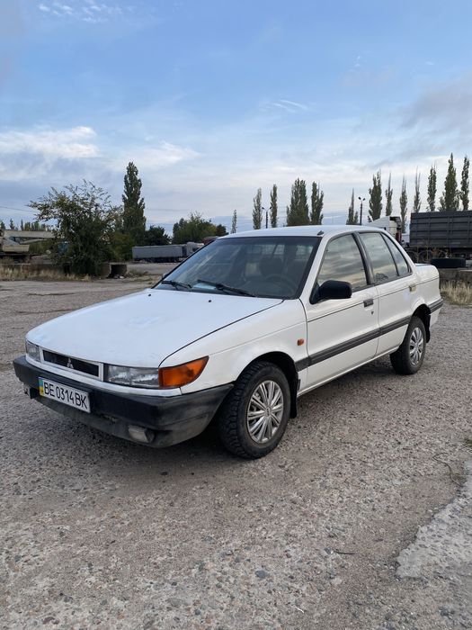 Mitsubishi Lancer 1,3 газ/бенз