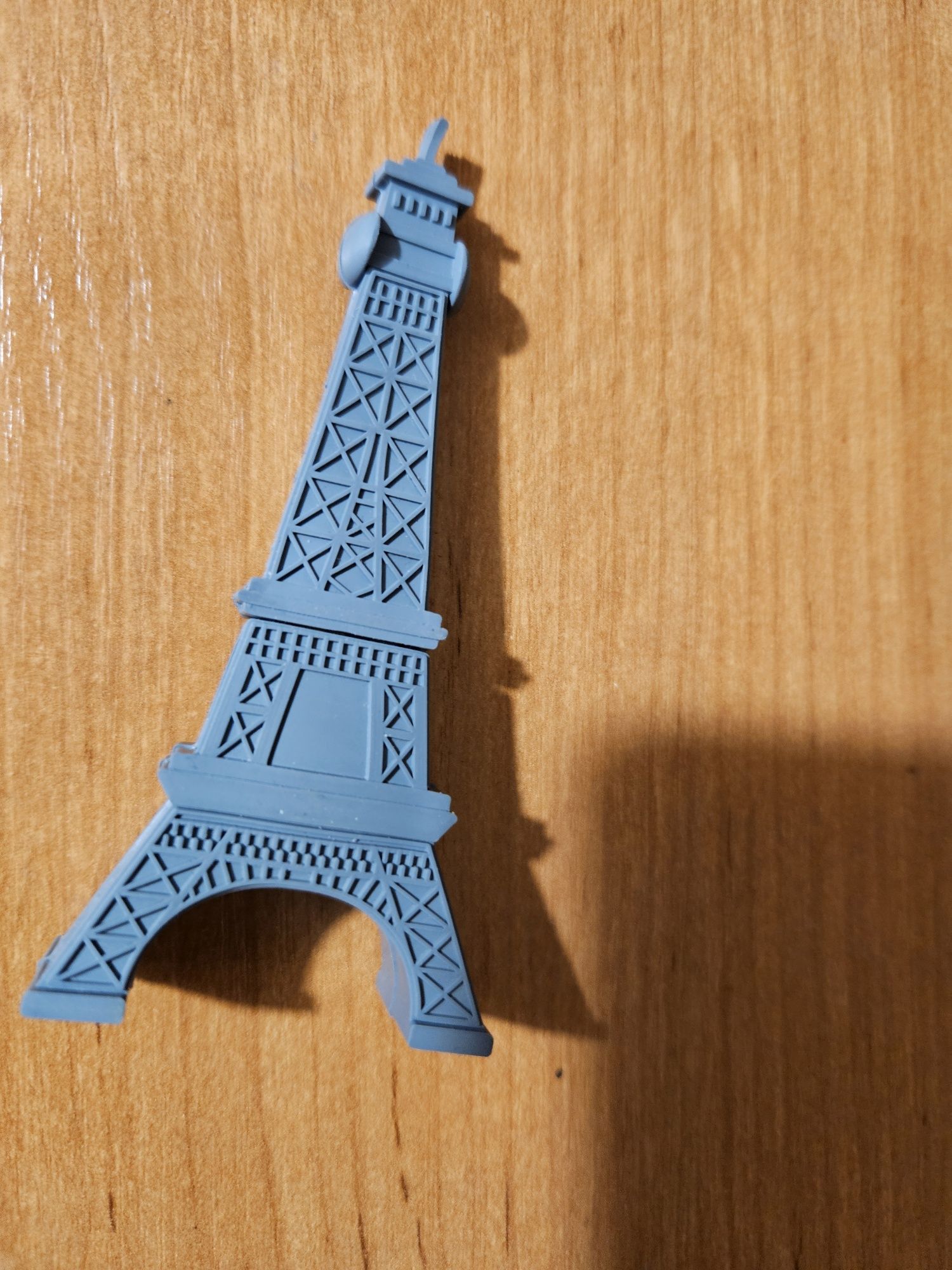 Pendrive wieża Eiffla
