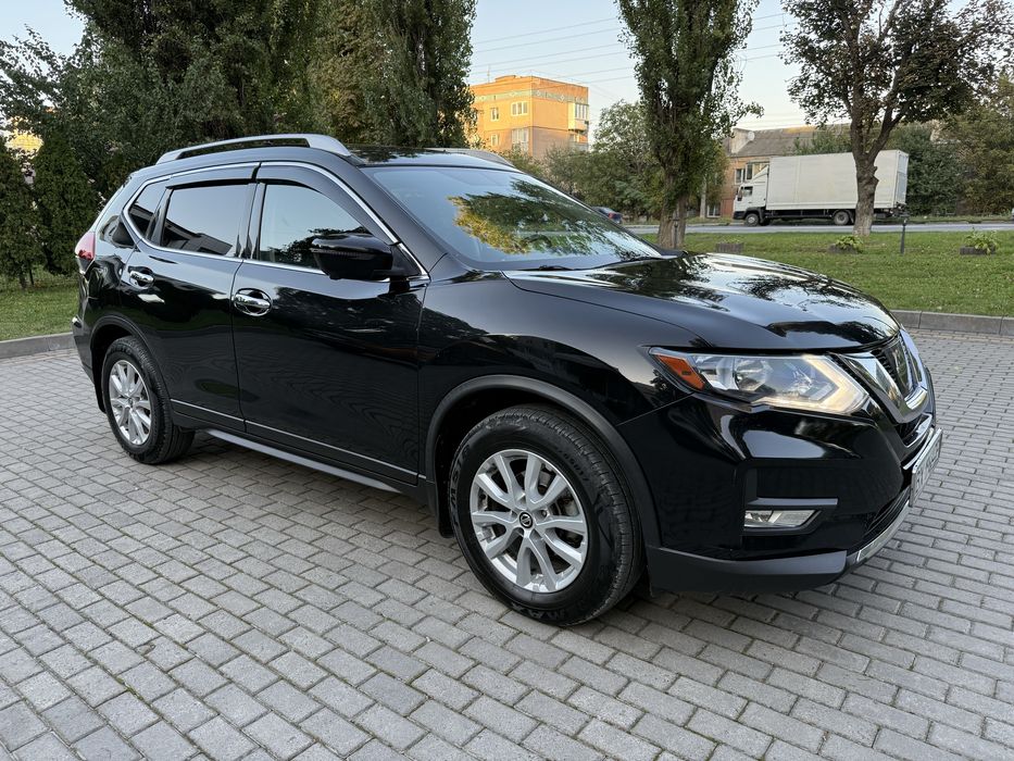 Продам Nissan Rogue 2017 рік