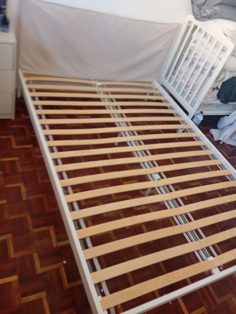 Cama casal Ikea kleppstad ótimo estado