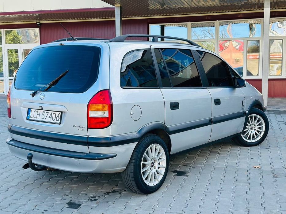 Продам Opel Zafira 1.9 TDI 7мест минивен в хорошем состоянии