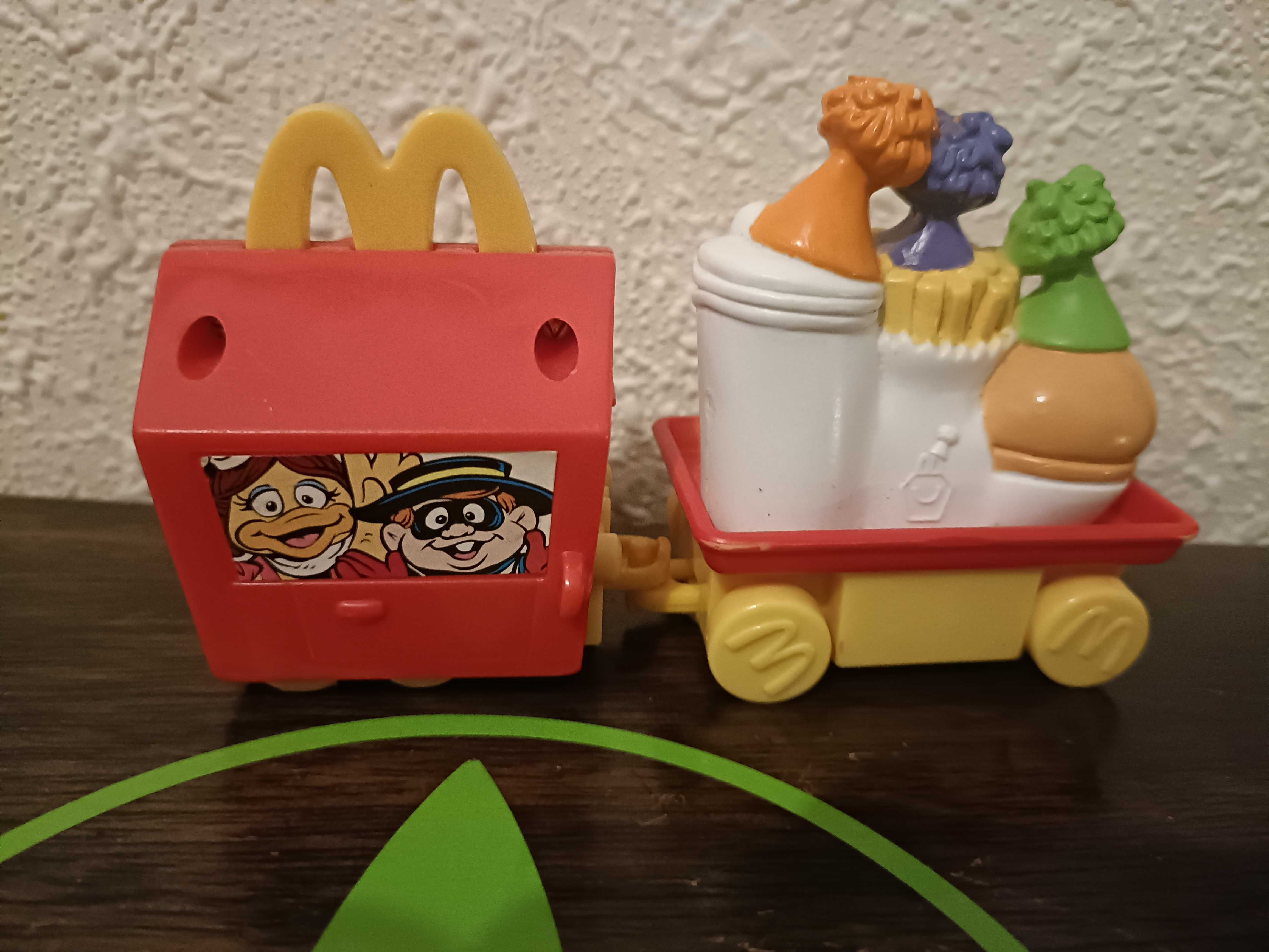 Conjunto Funko refil McDonald's+  comboio Ronald McDonald