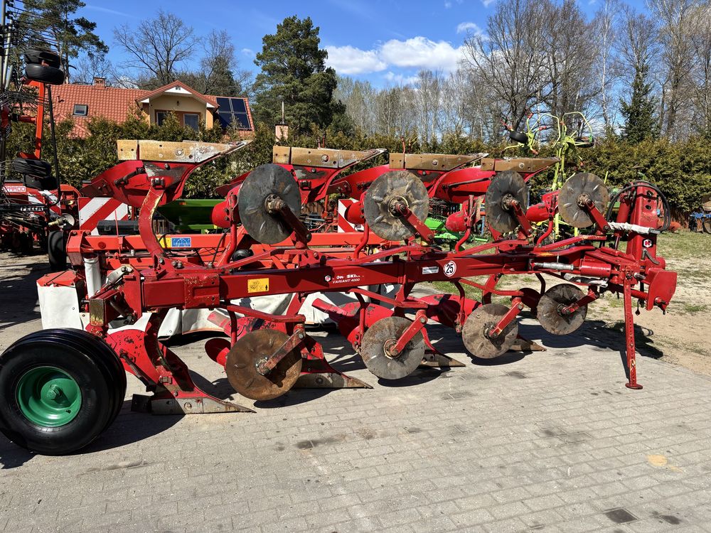 Pług 4 skibowy obrotowy Kongskilde Variant 4000 kroje Overum Kuhn