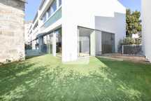 T4 Condomínio com Jardim e Piscina em Antunes Guimarães/Fonte da Moura