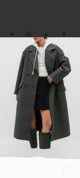 Пальто ZARA (Камбоджия) новое