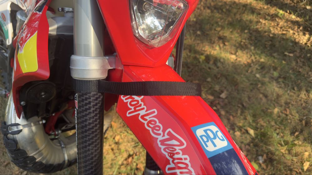 GasGas EC 300 - (47 horas, nova)