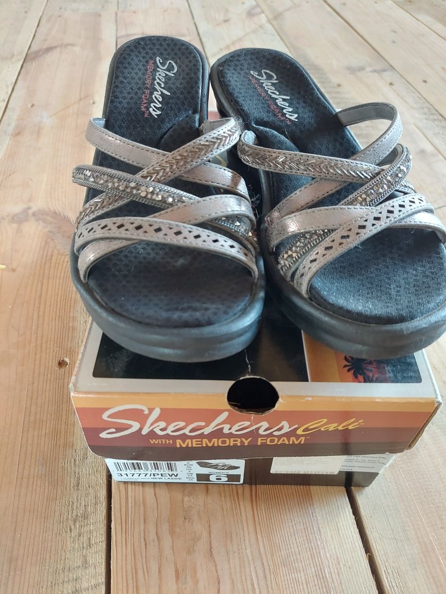 Шльопанці skechers 36р