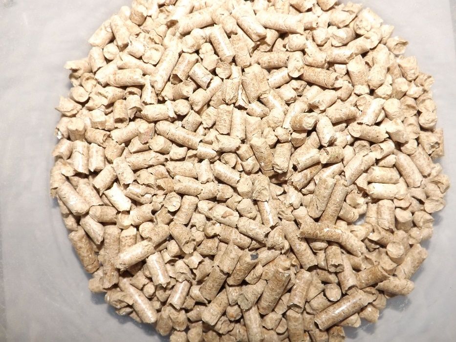 Pellet, Pelet - 6mm. Worek 15kg - 13zł brutto.