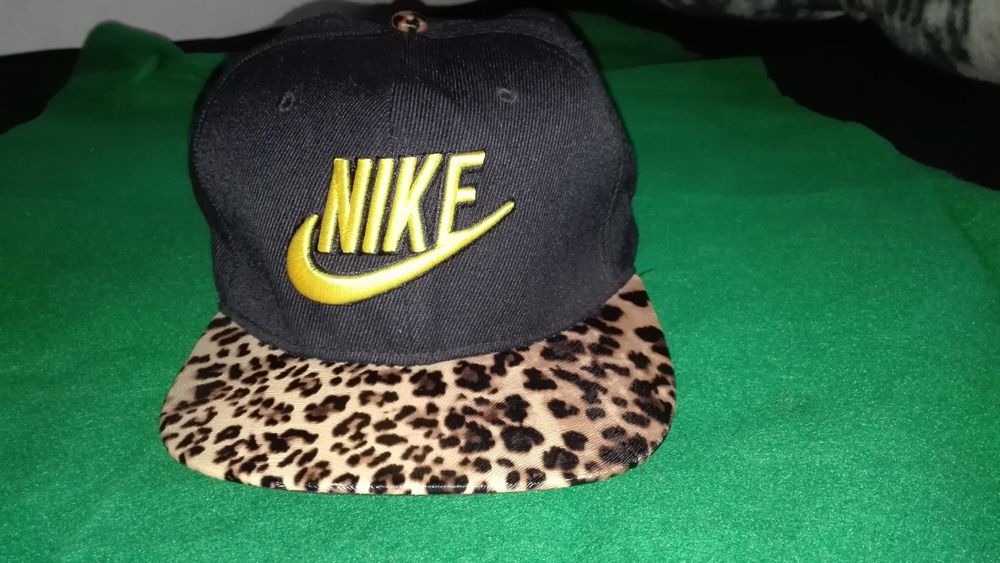 Boné Nike Tiger Preto
