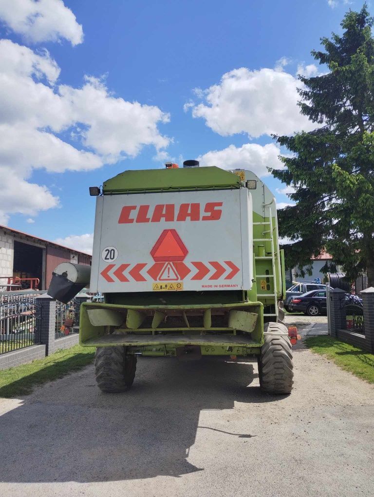 Kombajn Claas mega