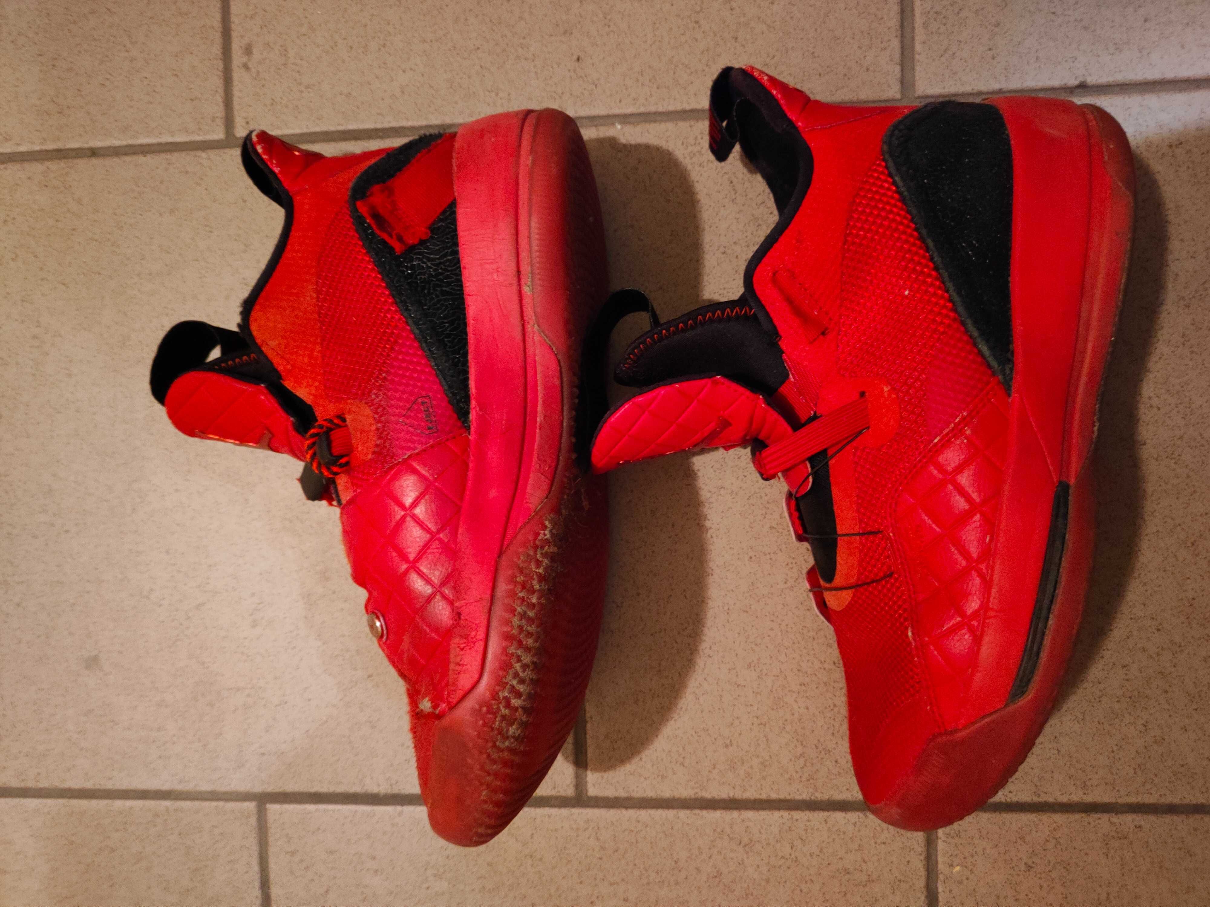 Nike Air Jordan buty męskie 40