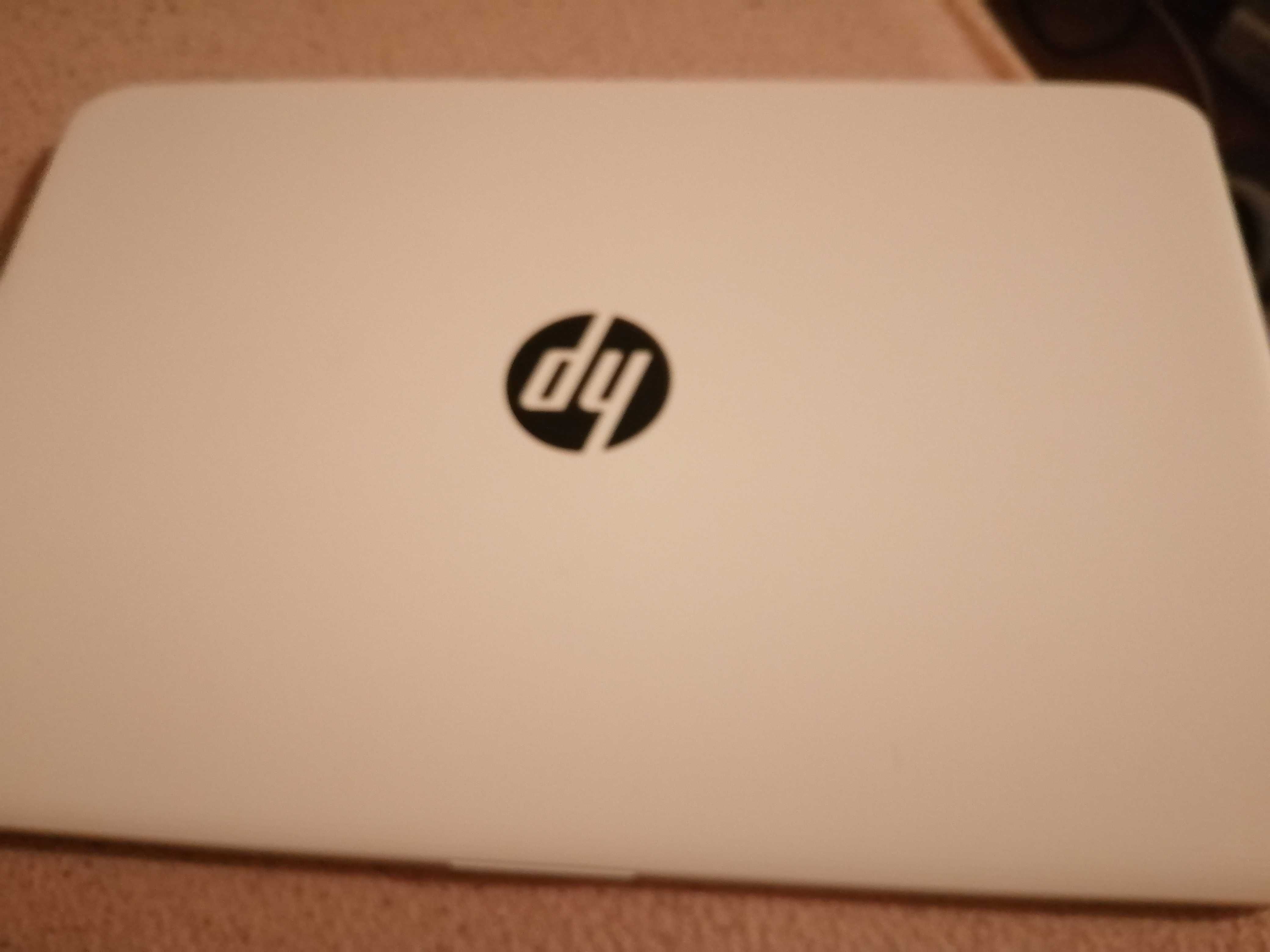 Vendo portátil HP