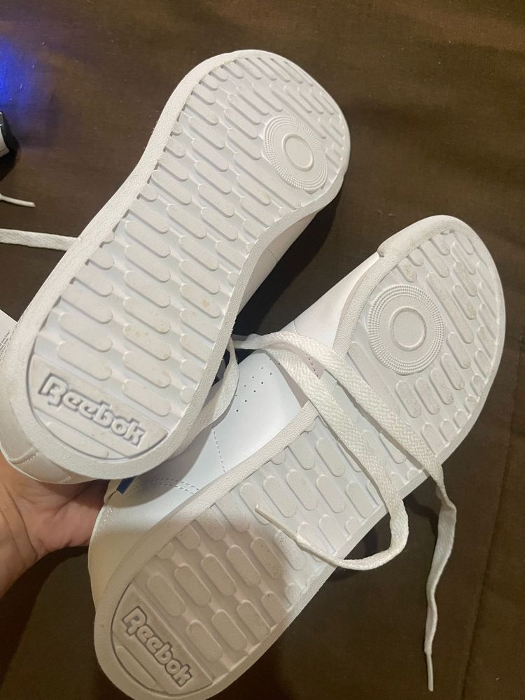 Reebook novos com etiqueta 36