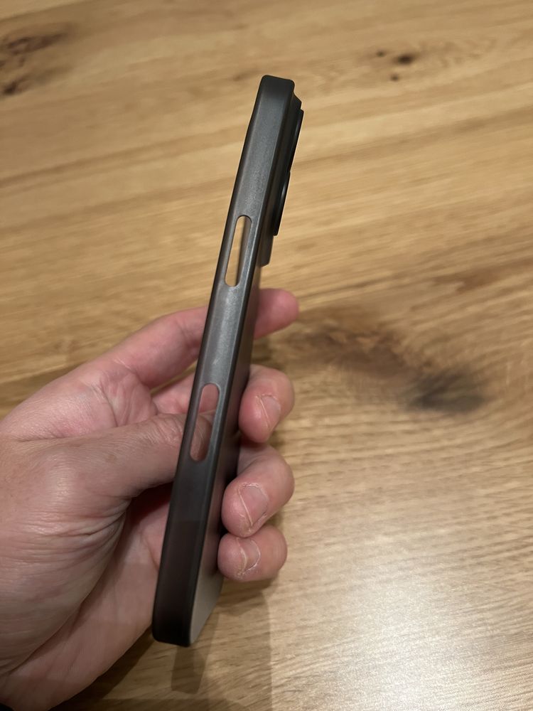 iPhone 16 Pro - Case