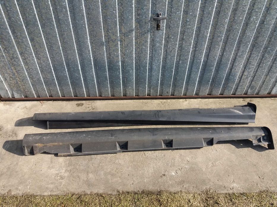 Ford Focus MK3 Listwa Progowa