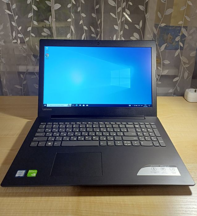 Ноутбук Lenovo IdeaPad 320, стан ідеальний