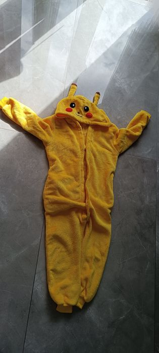 Strój PIKACHU na wzrost 130cm
