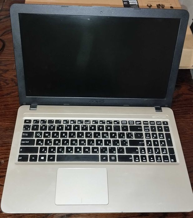 Продам ноутбук asus
