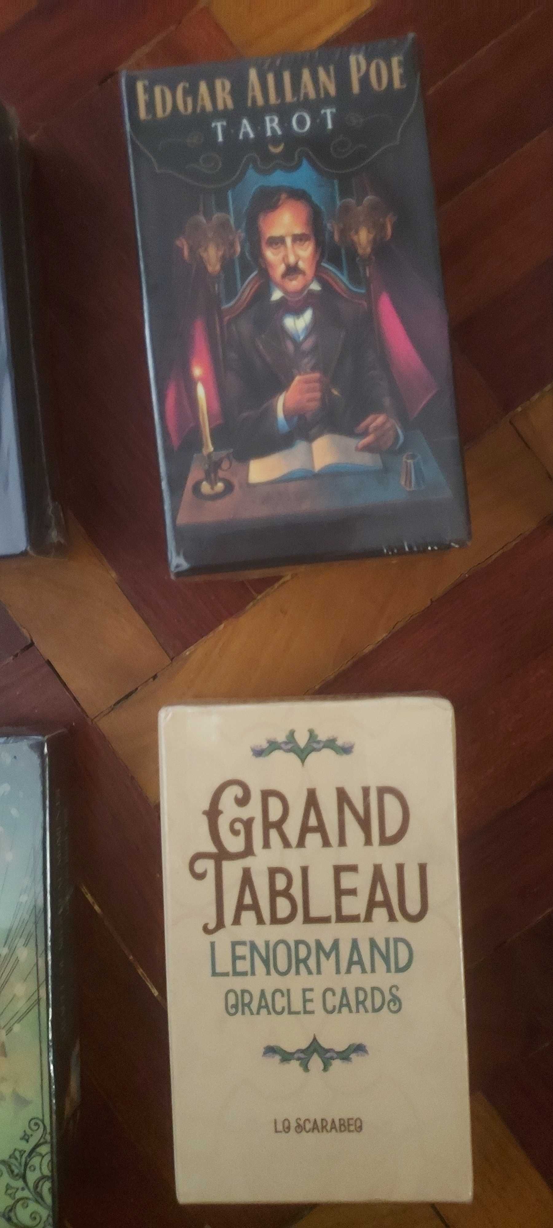 TAROTS E ORÁCULOS. Bond