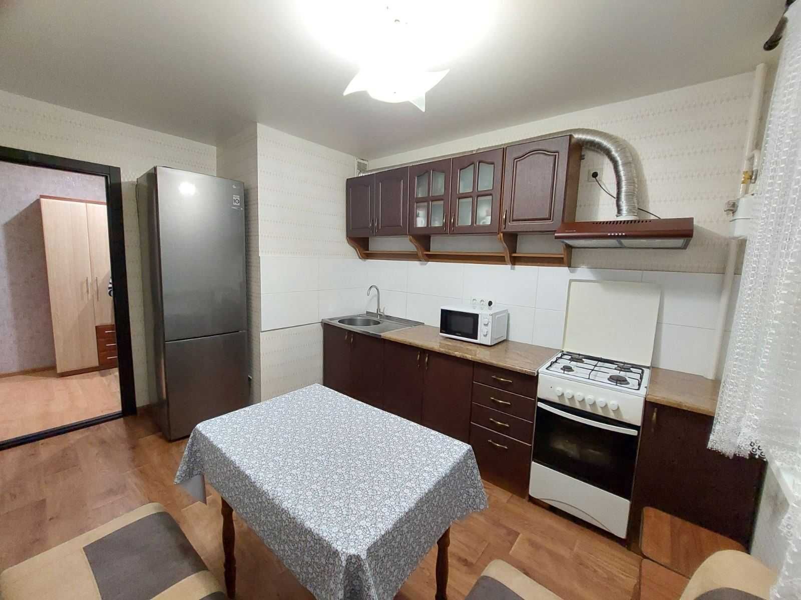 Продам 3к. квартиру вул. К. Маркса.
