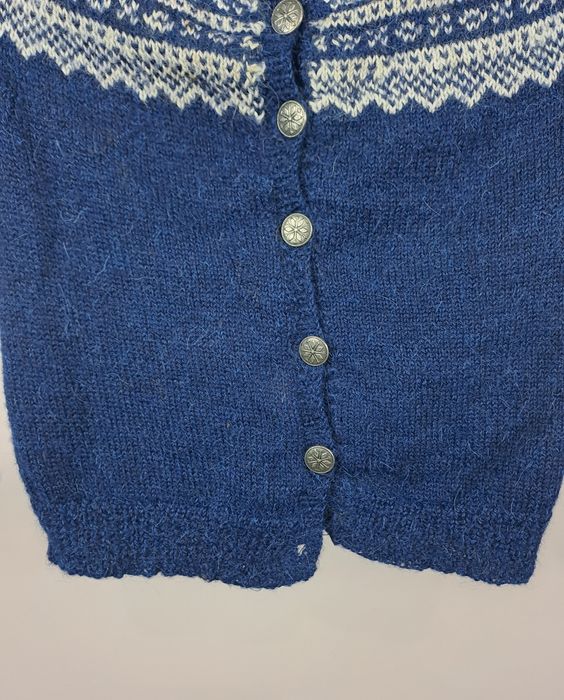 Dziecięcy ręcznie robiony sweter sweterek Norweski wzór r.110-116 cm