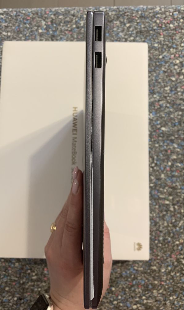 Ноутбук Huawei Matebook 14 Space Gray