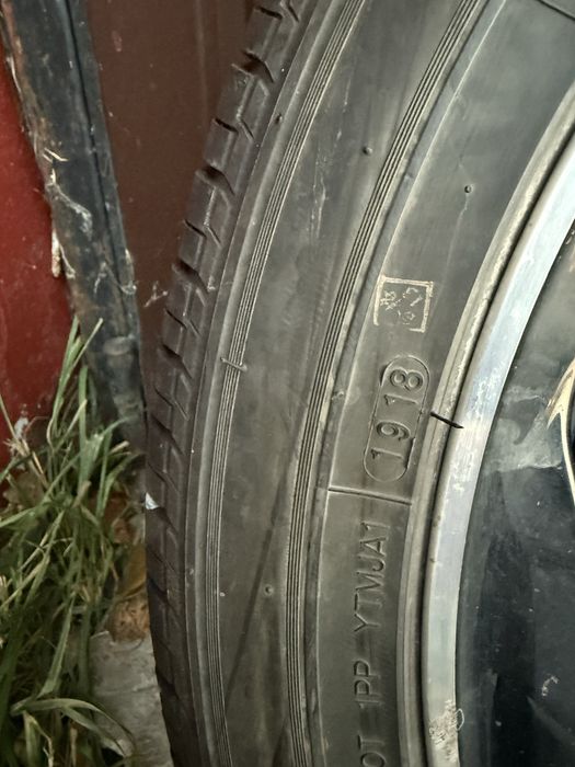 Диски R19 BMW i3 з гумою