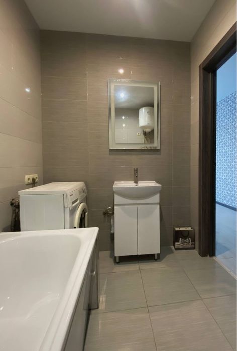 Продам РЕАЛЬНУЮ! квартиру в новострое м. Холодная гора