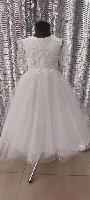 Святкові новорічні  випускні дитячі сукні сніжинка, зірочка, зима