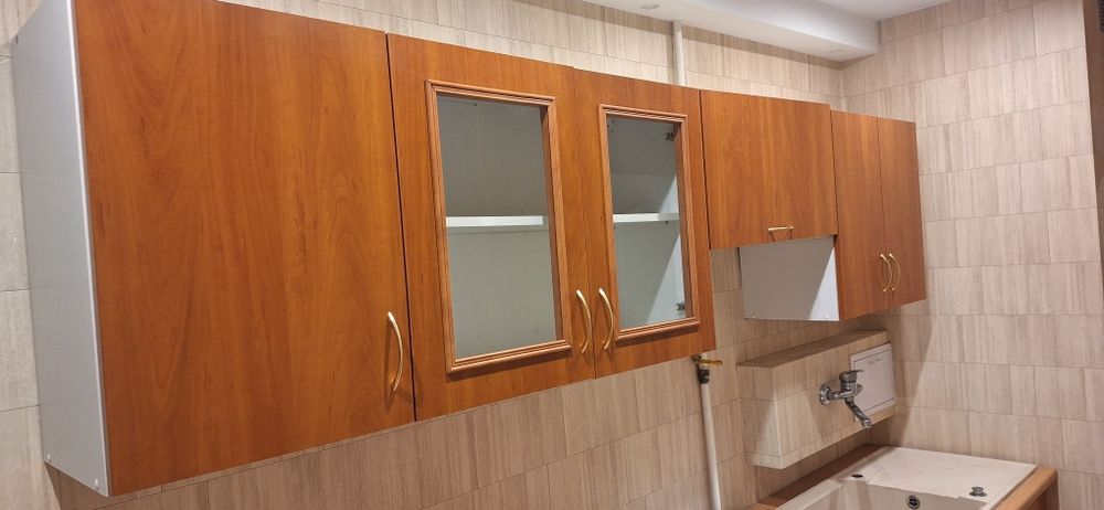 Zestaw mebli kuchennych