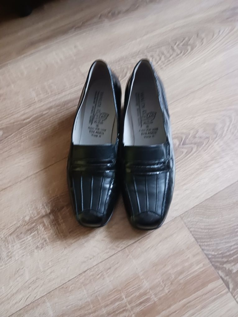 Buty damskie  rozmiar  41