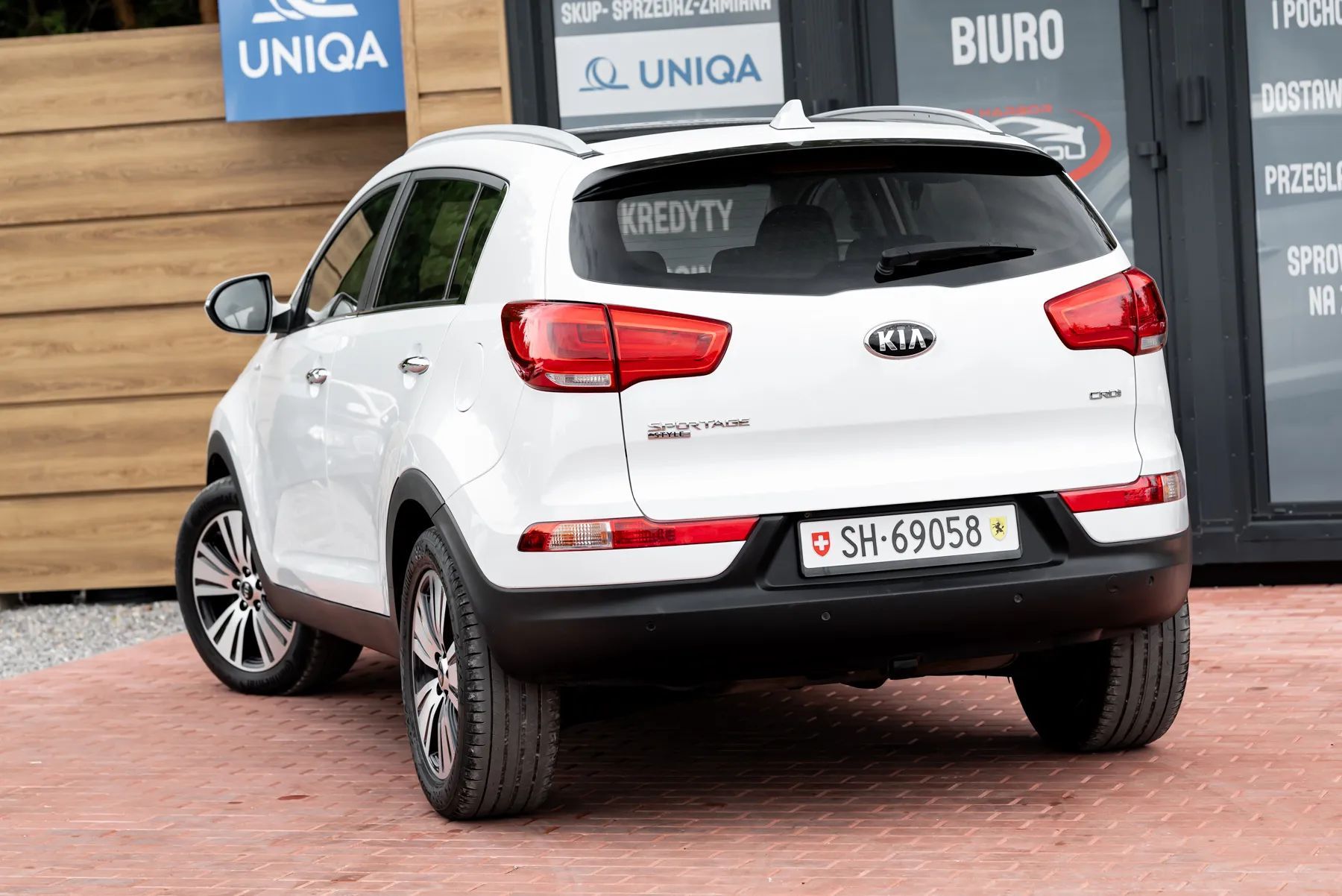 Kia Sportage 2,0 CRDI AWD Xenon Nawigacja Kamera Cofania Panorama Dach Tempomat