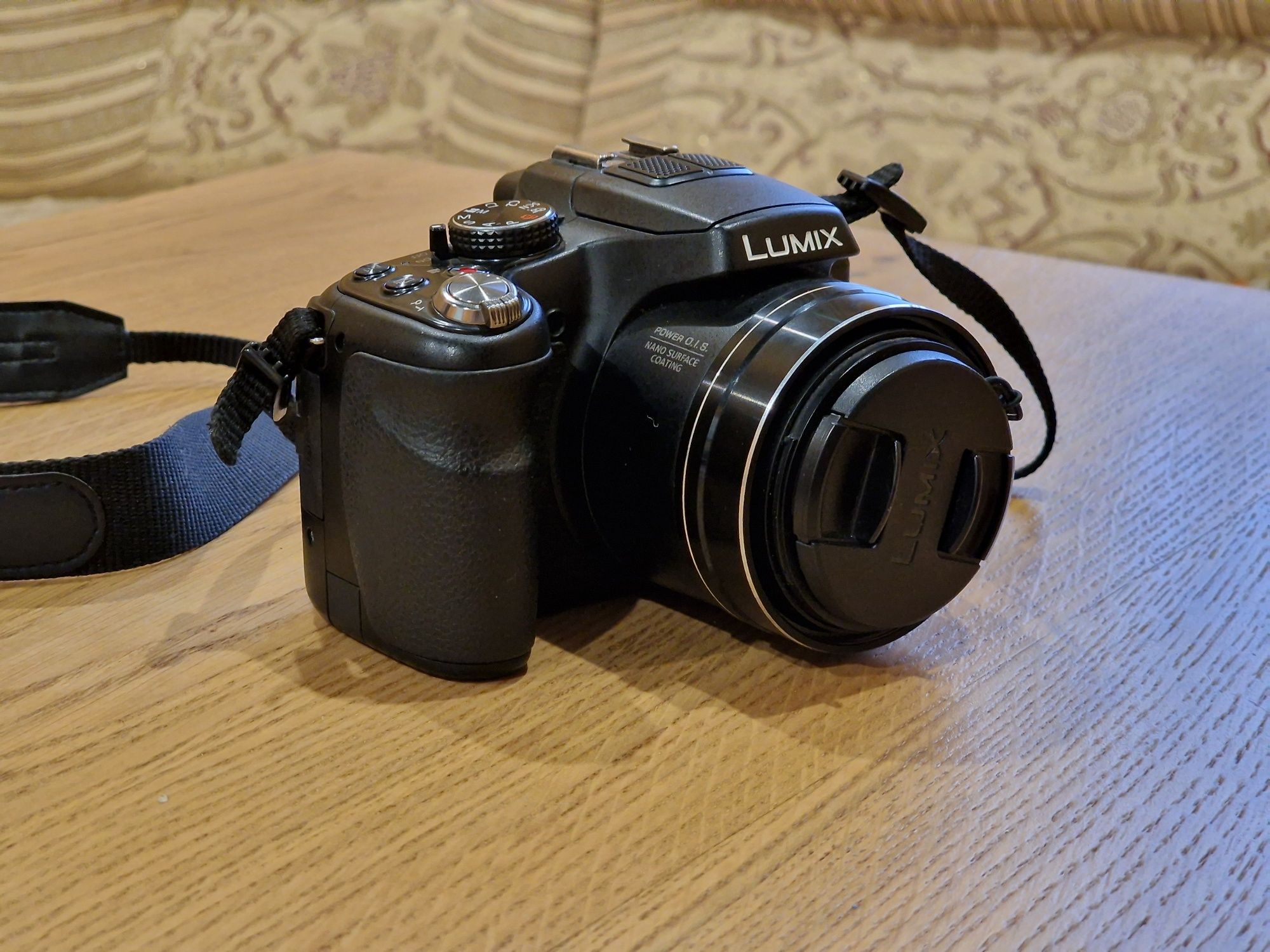 Фотоапарат Panasonic Lumix DMC-FZ200 Black