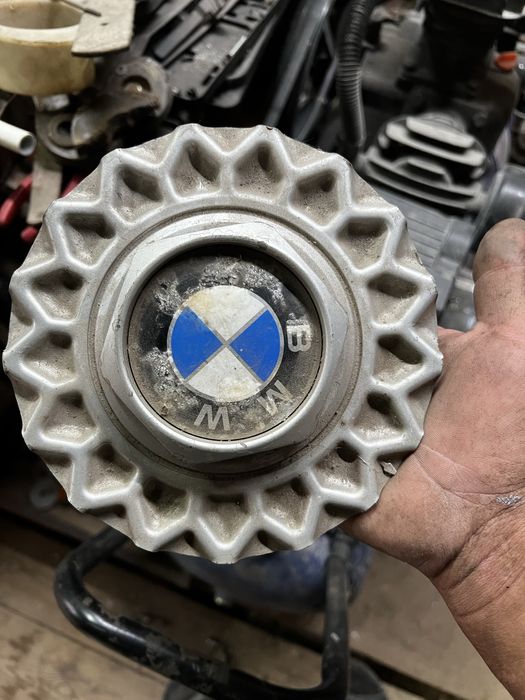 Заглушка диска бмв е34