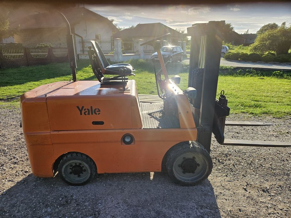 Widlak YALE silnik 3P
