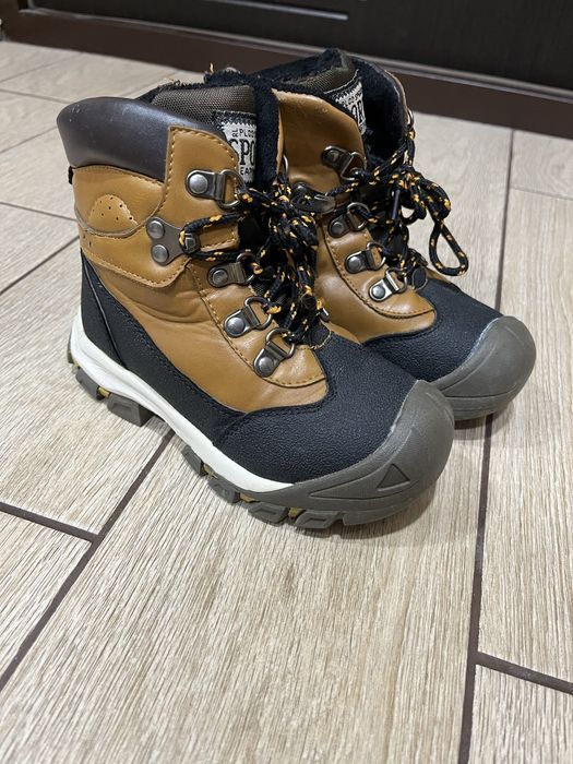 Зимові черевики для хлопчика