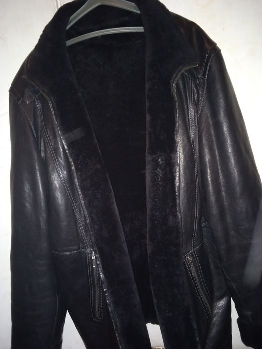 Куртка чоловіча зимова шкіряна. ( 60 розмір) Стан як новий!!!