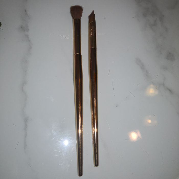 Niuqi pedzel do cieni puchaty i do korektora skośny do kresek eyeliner